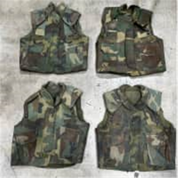 Dept Used Ground Troops Fragmentation protective vest, CAMO, MEDIUM - $39.98 - $39.98