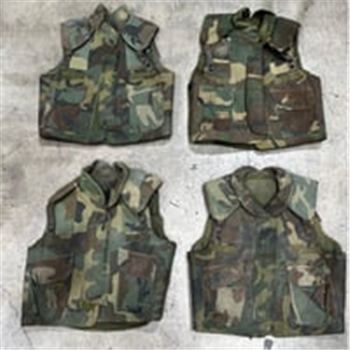 Dept Used Ground Troops Fragmentation protective vest, CAMO, MEDIUM - $39.98 - $39.98