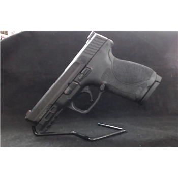 USED Smith &amp; Wesson M&amp;P M2.0 40 S&amp;W 4" Compact 13+1 Rounds - $404.99 (Free S/H over $49)